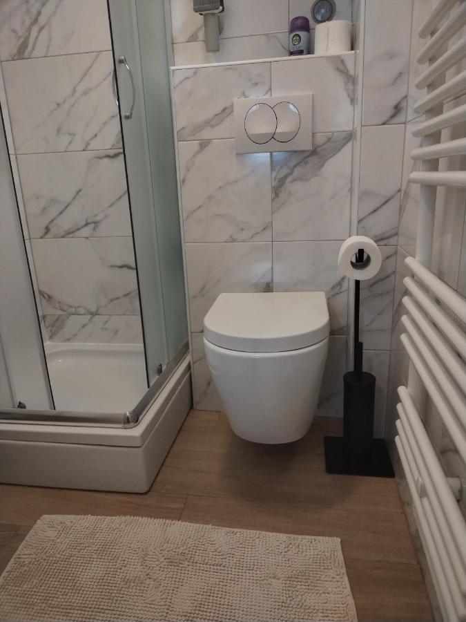 Studio Apartman Oboj Maksimir Self Check In زغرب المظهر الخارجي الصورة